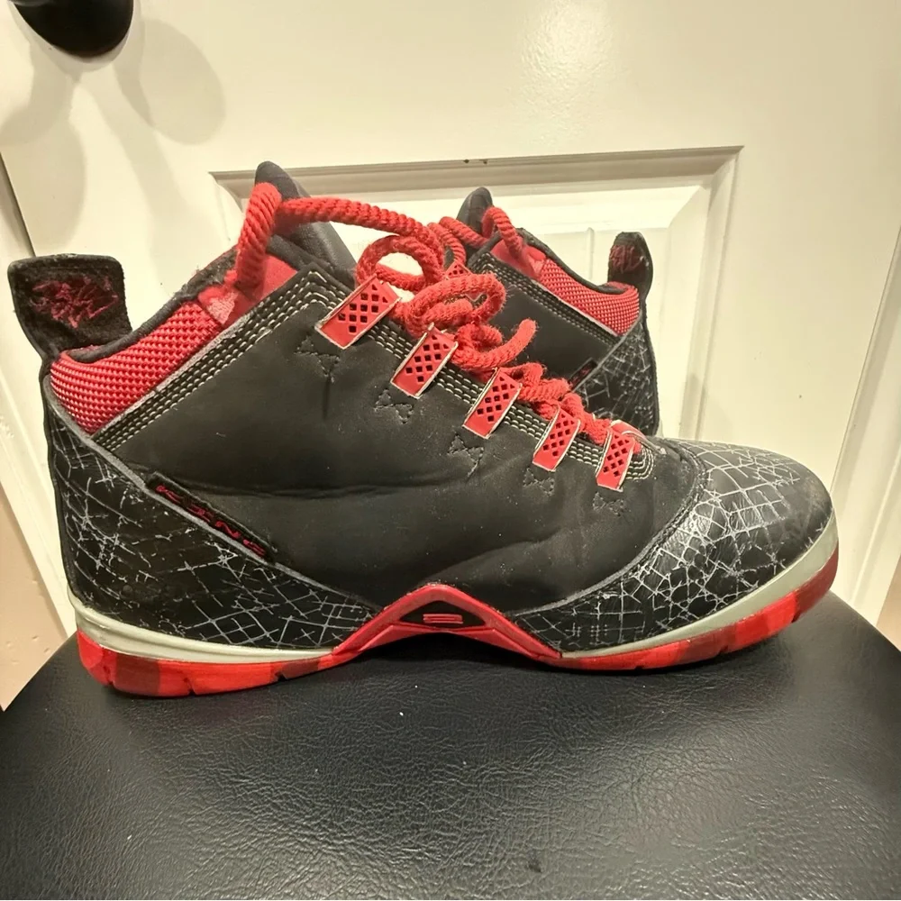 Nike LeBron James Zoom Soldier Basketball Shoes (2008) 319407-062 Size 9